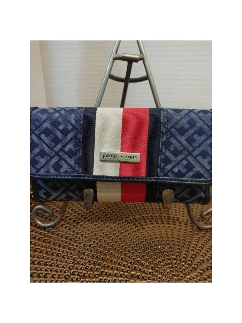 Tommy Hilfiger Jacquard Wallet
